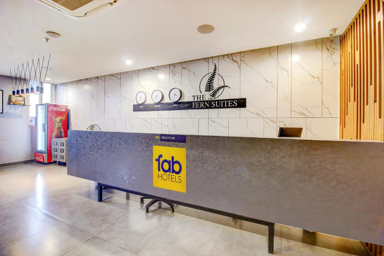 Fabhotel Ssr Fern Suites - 100M From Gsm Mall Madeenaguda Lingampalli Exterior photo