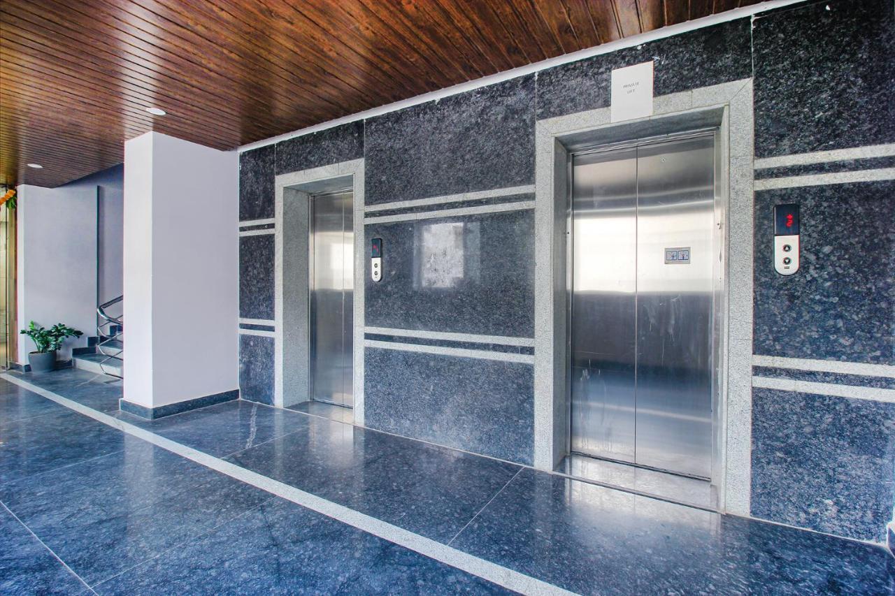 Fabhotel Ssr Fern Suites - 100M From Gsm Mall Madeenaguda Lingampalli Exterior photo